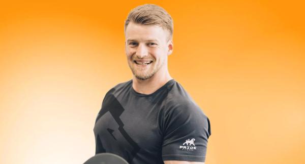 Интенсивная табата для ног и ягодиц: три комплекса упражнений для девушек