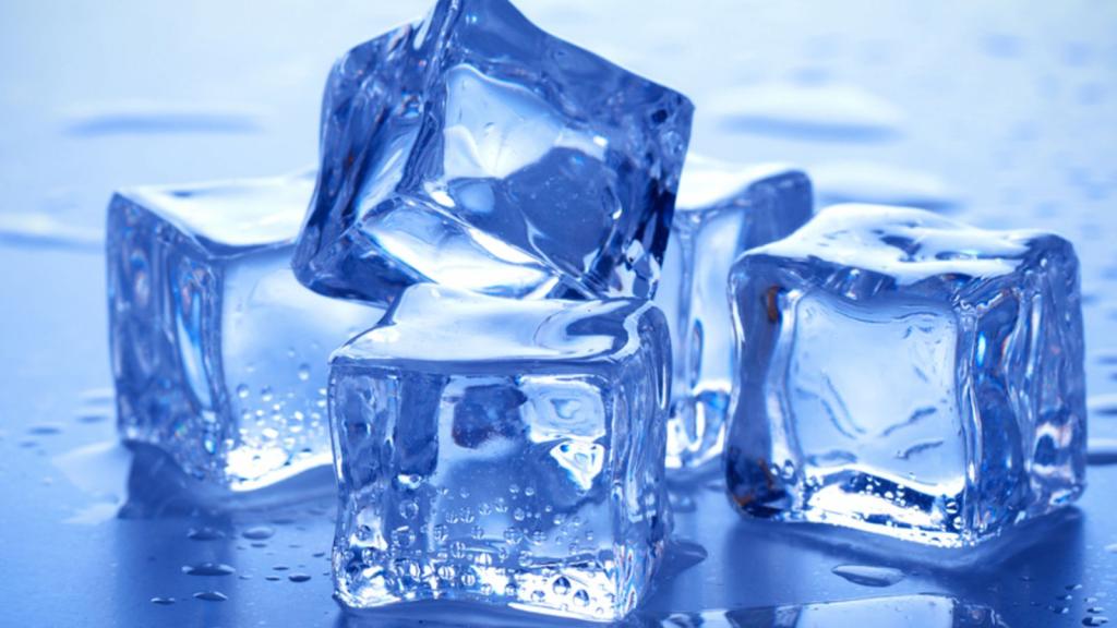 Умывание льдом: особенности процедуры, эффективность, польза и вред, отзывы