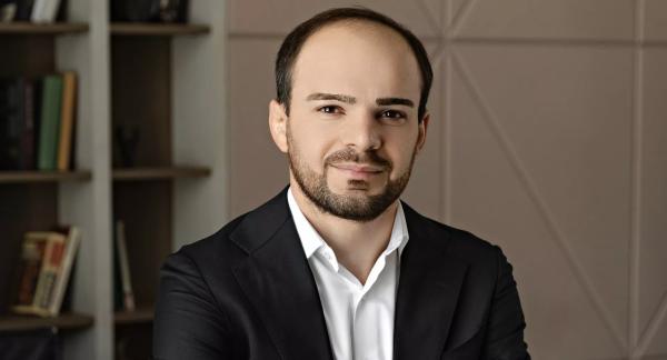 Лучшие упражнения на среднюю дельту: польза и техника выполнения (видео)