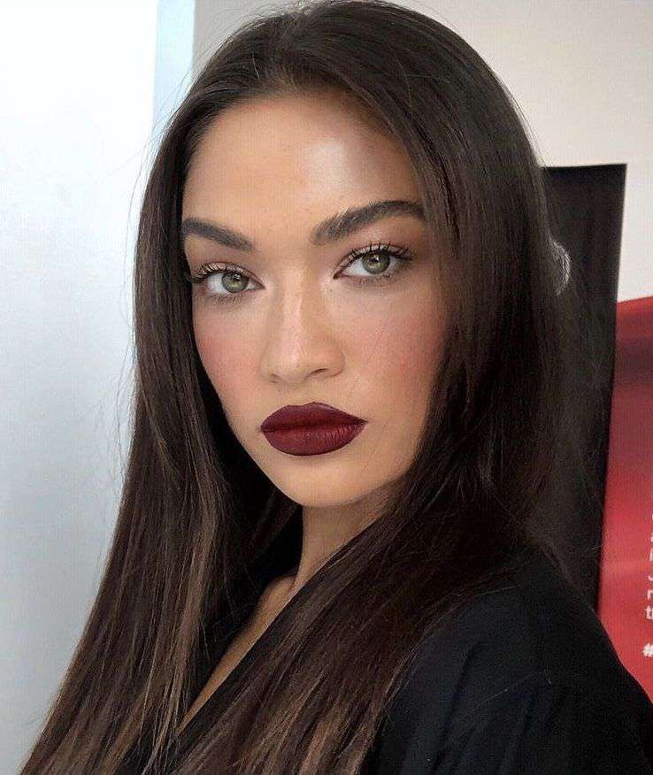 Губы в цвете осени: главные оттенки сезона, которые стоит попробовать