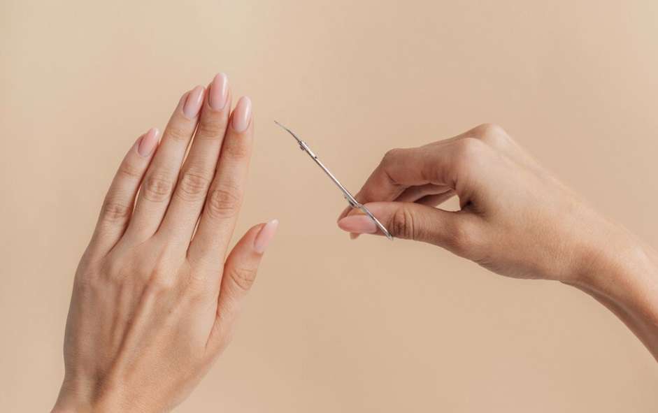 Как спасти ногти после снятия шеллака: четыре правила для укрепления