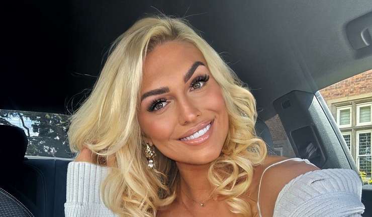 Во всем блеске и цвете: тренды макияжа лета 2024 Во всем блеске и цвете: тренды макияжа лета 2024